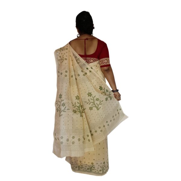 Off White Floral Printed Saree for Daily Wear