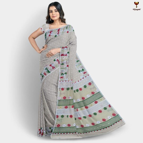 Off White Dhakai Jamdani Saree with Blouse Piece